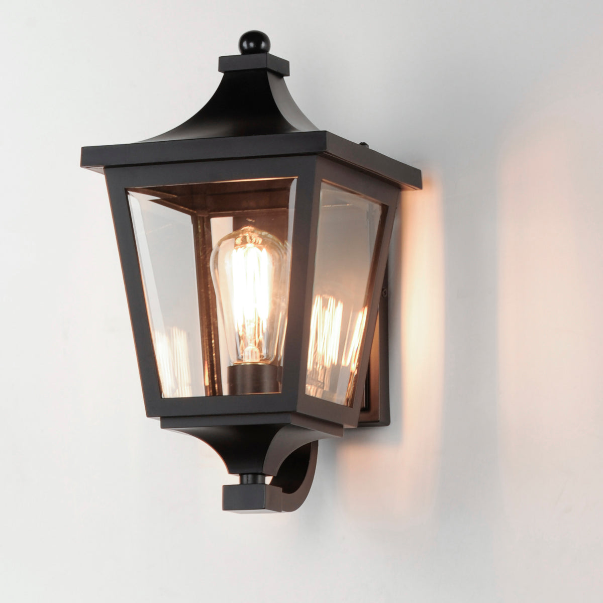 Sutton Place 14.5" Coastal Outdoor Wall Mount