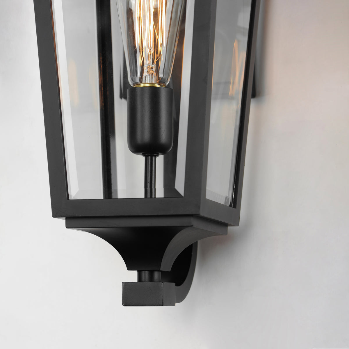 Sutton Place 19" Coastal Outdoor Wall Mount
