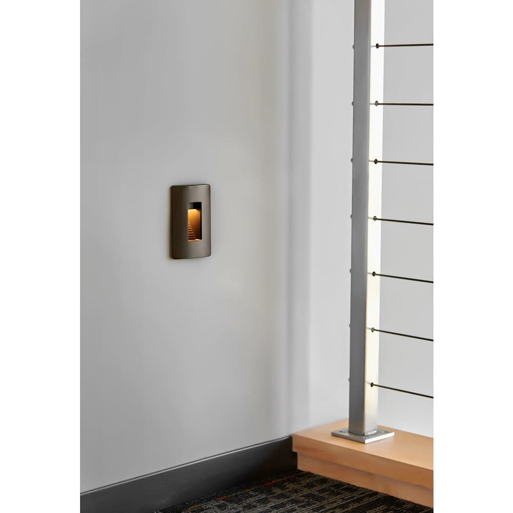 Luna Coastal Environment Vertical Step Light