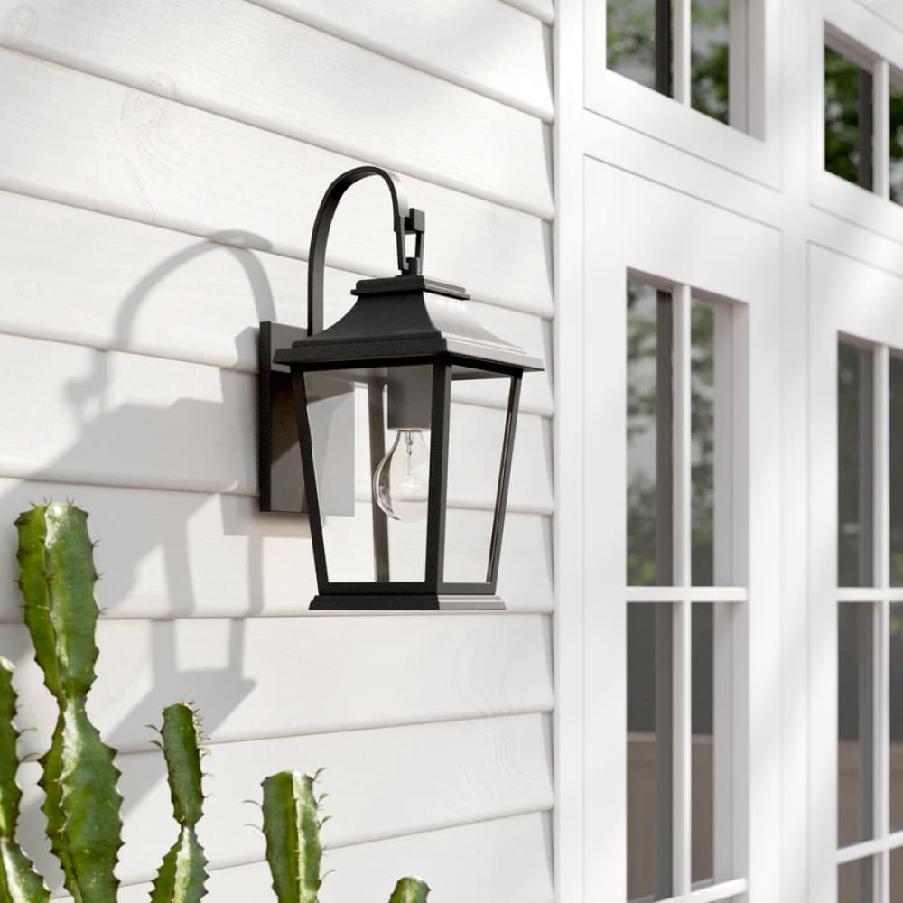 Warren Outdoor Lantern - Mini